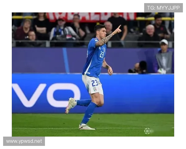 巴斯托尼：因扎吉体系下成为后场出球核心