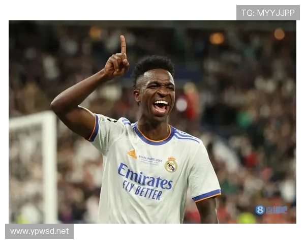 特里皮尔vs维尼修斯：如何应对速度型边锋的战术挑战