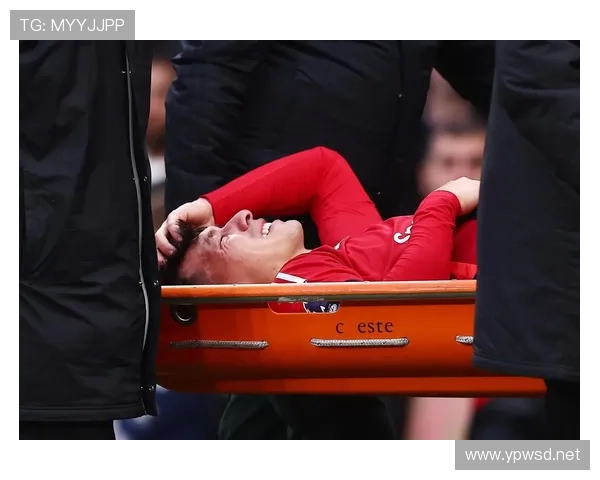 从第15到争四:曼联的复苏,是假象还是转折? 从第15到争四:曼联的复苏,是假象还是转折?