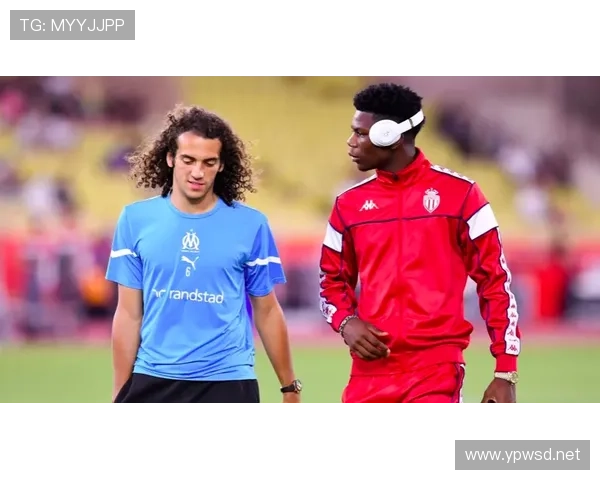 琼阿梅尼 vs 莫德里奇：中场经验与比赛掌控力差距在哪