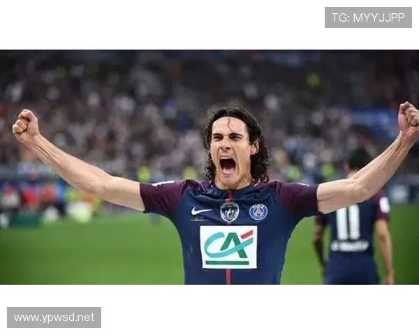 卡瓦尼豪车开到菜市场，自己拎菜袋那一幕笑死我