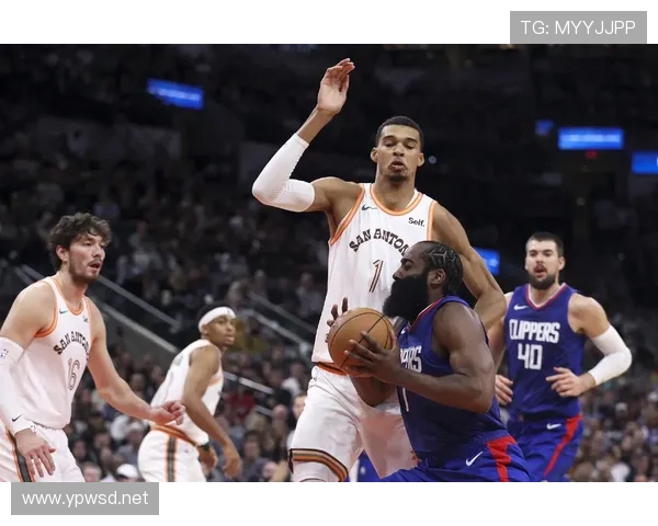 邓肯内线挡拆助马刺防守稳定效率领先波波维奇体系